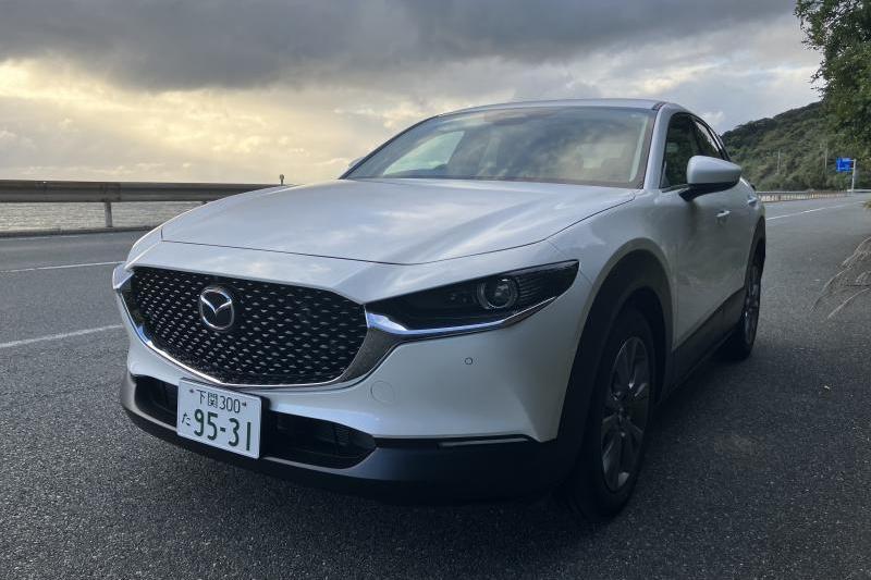 新しい試乗車、CX-30 20Sツーリングです。