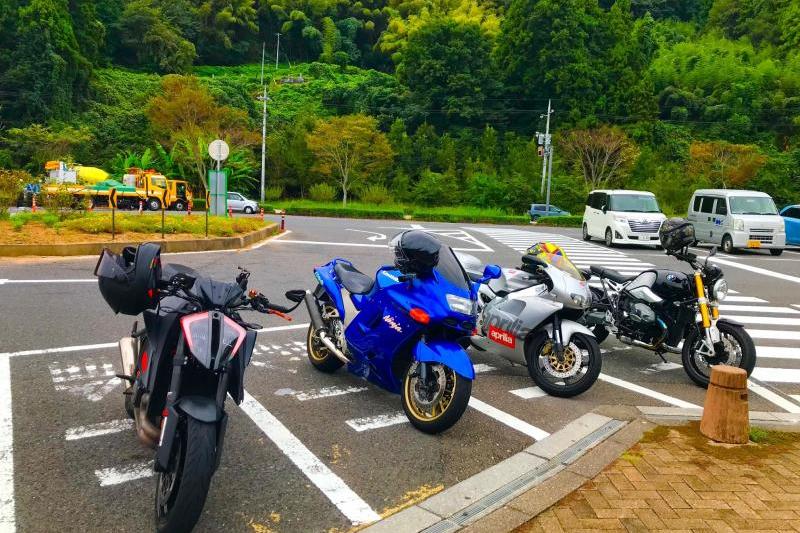 ⑤ 道の駅 シルクウェイにちはらで休憩中