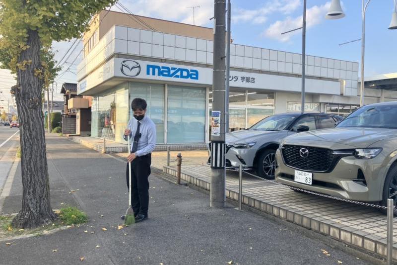 イチョウの葉も色づいてきました