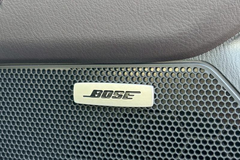 BOSEサウンドシステムでプレミアムな音響を体験いただけます